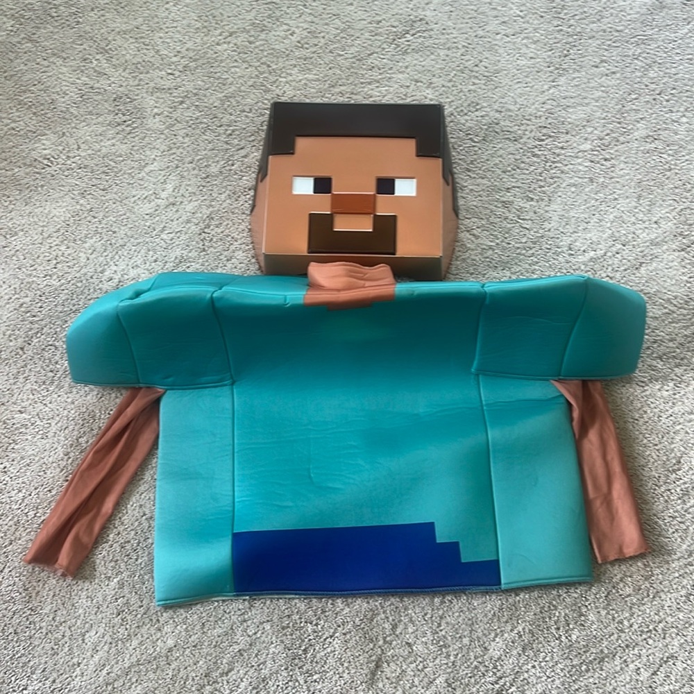 Minecraft’s Steve costume, kids size large (10-12)
